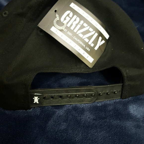 NWT GRIZZLY GRIP TAPE OG HAT - Picture 5 of 7